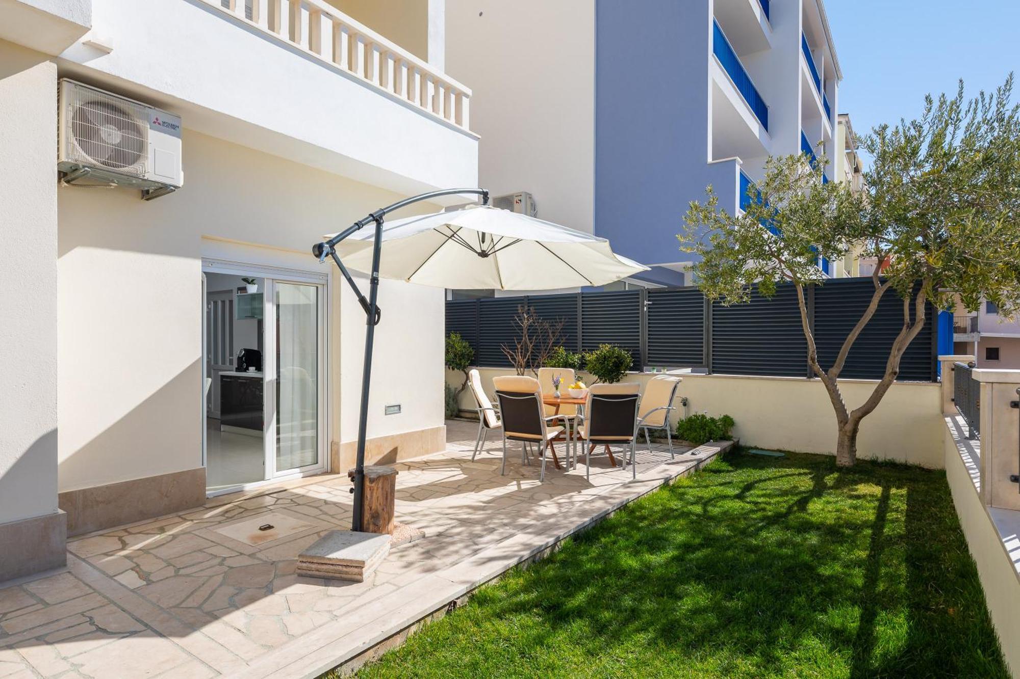 Mba Modern Apartma *