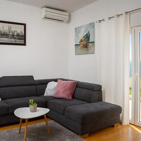 Mba Modern Beach Apartments Omis Exterior photo