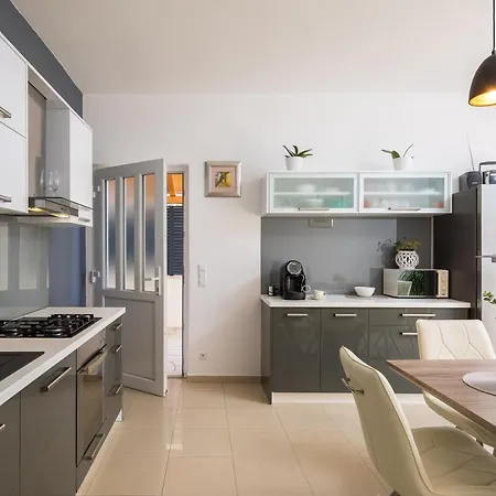 Mba Modern Beach Apartments Omis Room photo