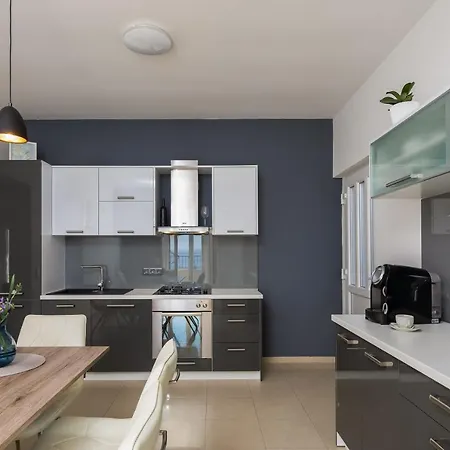 Mba Modern Beach Apartments Omis Exterior photo