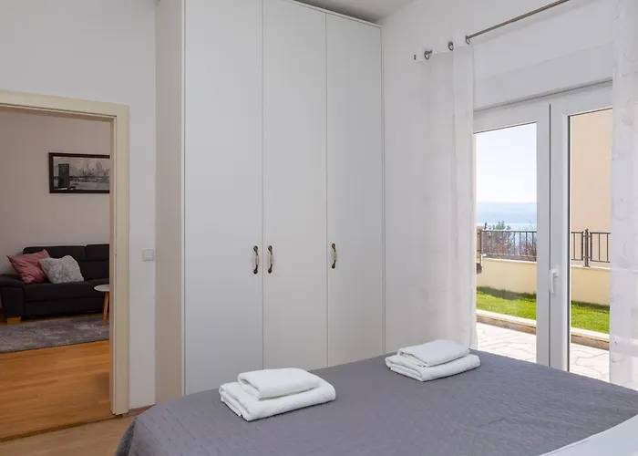 Mba Modern Beach Apartments