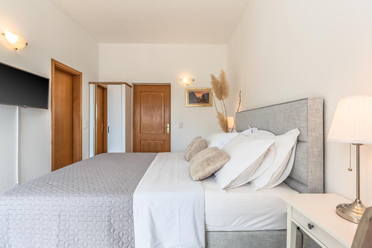 Mba Modern Beach Apartment Omis